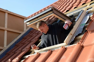 Pose de fenêtres de toit Velux à Préaux